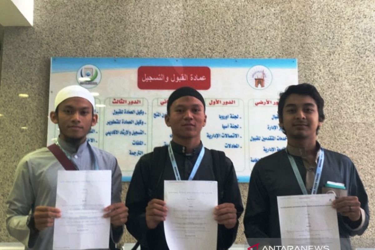 Sembilan putra Aceh lulus pendidikan gratis di Madinah Arab Saudi,  tiga dari Aceh Barat