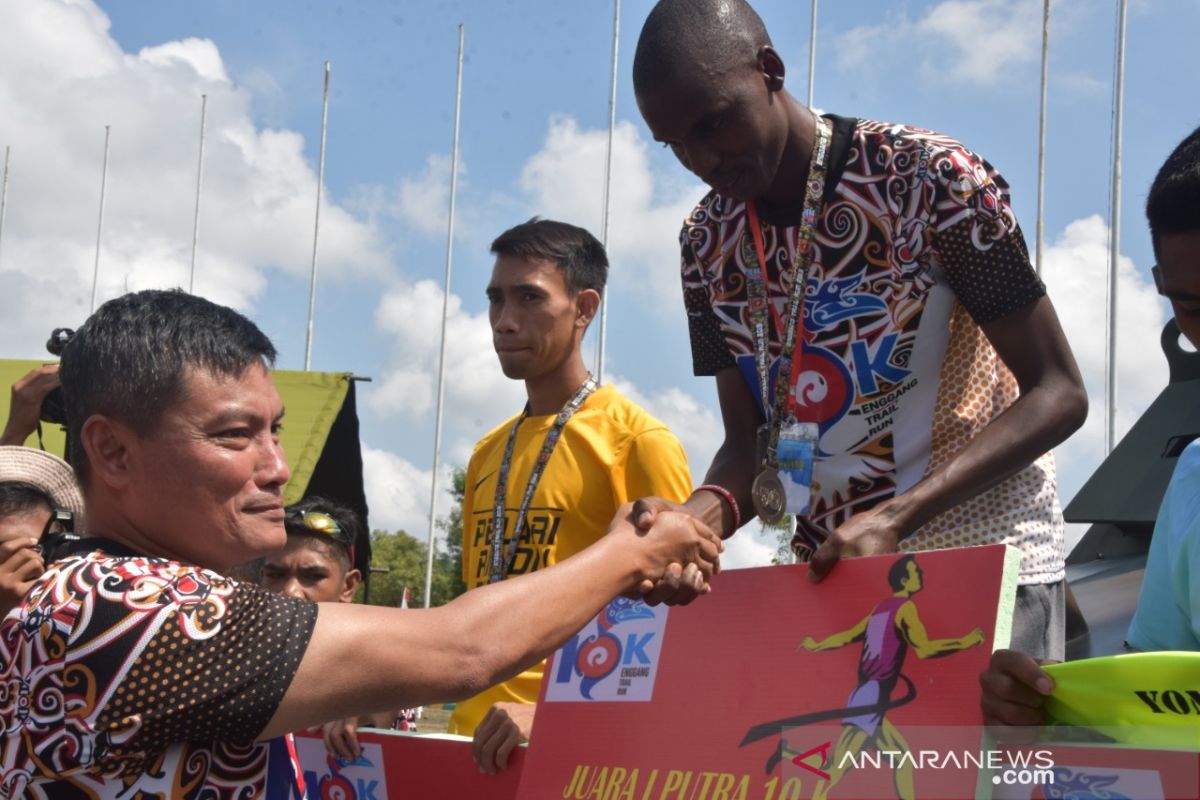 Ribuan Pelari Ramaikan Enggang Trail Run 2019