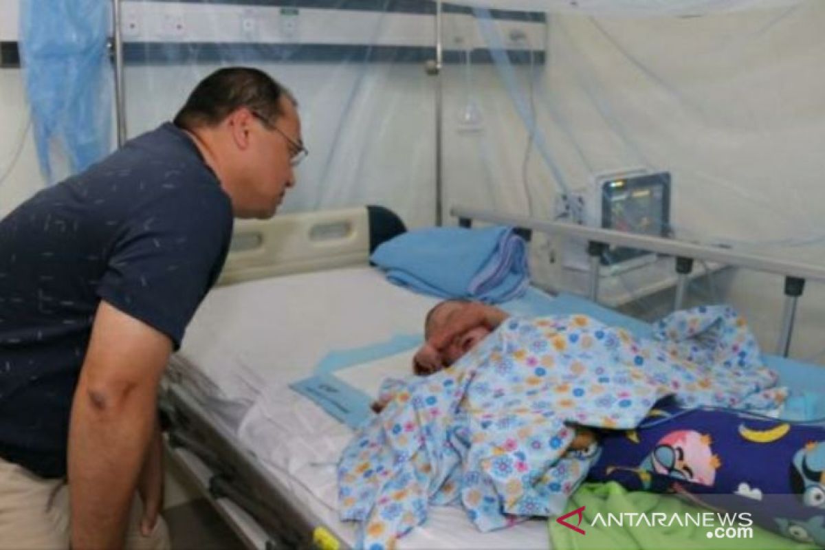 Gubernur Babel besuk bayi luka bakar di RSUP Soekarno