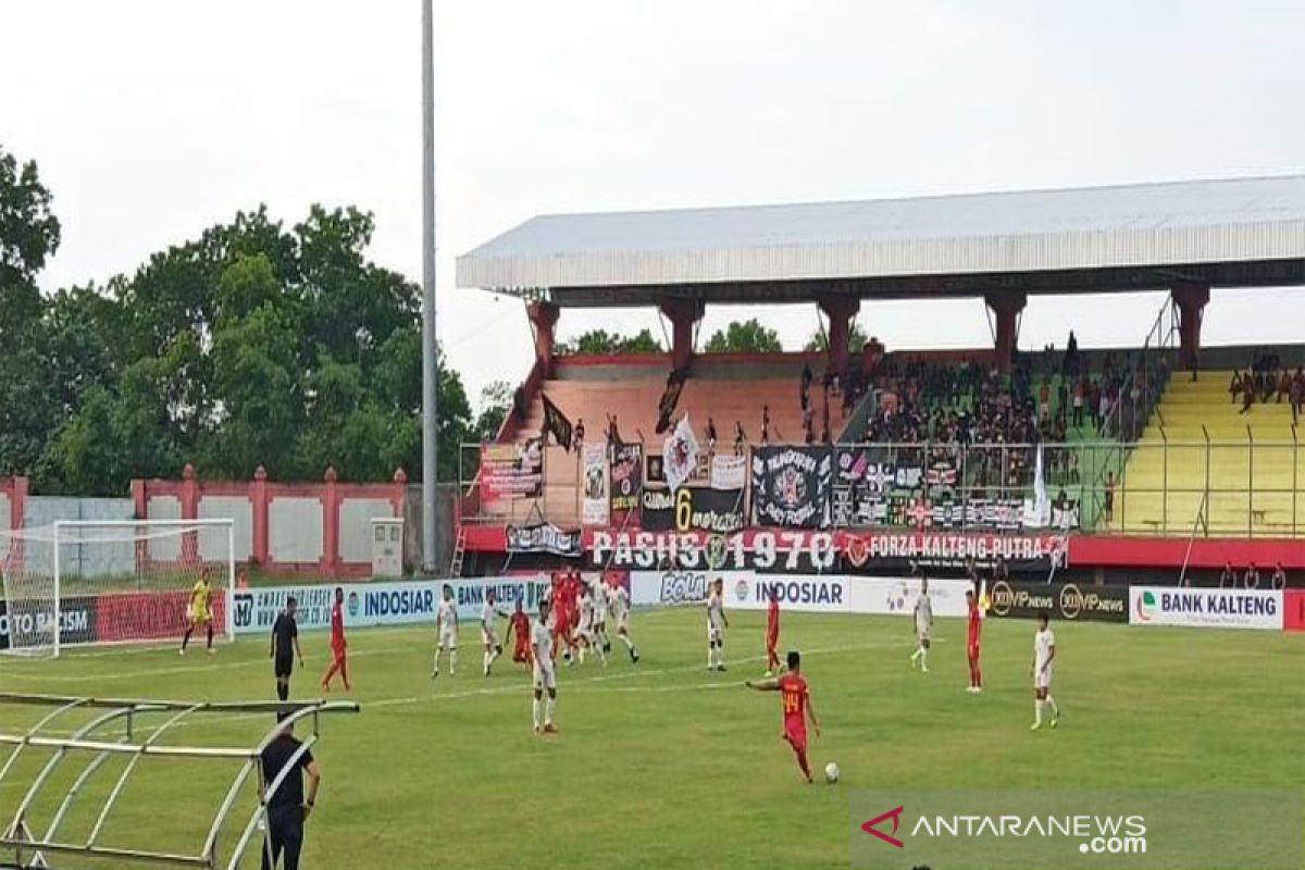 Kalteng Putra unggul atas Persela  pada babak pertama