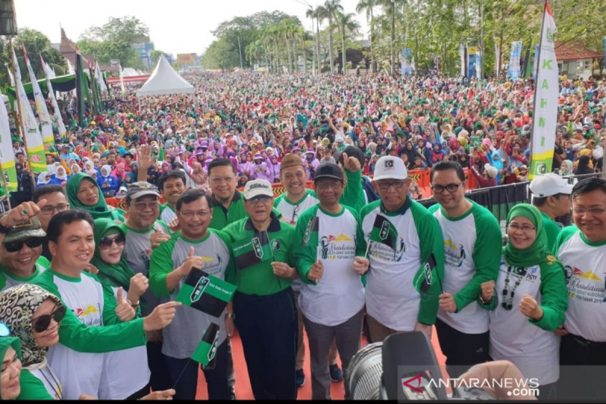 Jalan Sehat Nasional Khatulistiwa KAHMI dilepas Mahfud MD