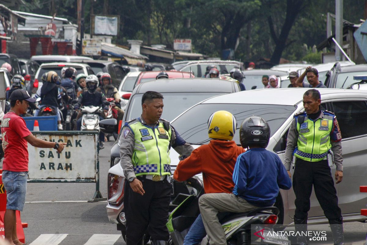 Kanalisasi 2-1 Jalur Puncak, DPRD minta bupati dan wabup Bogor  kompak