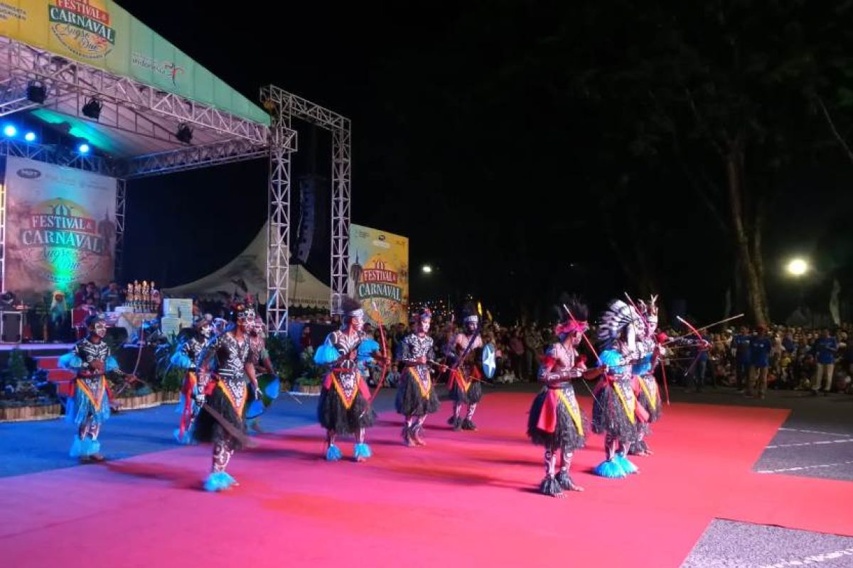 Karnaval Angso Duo meriahkan akhir pekan di Kota Jambi