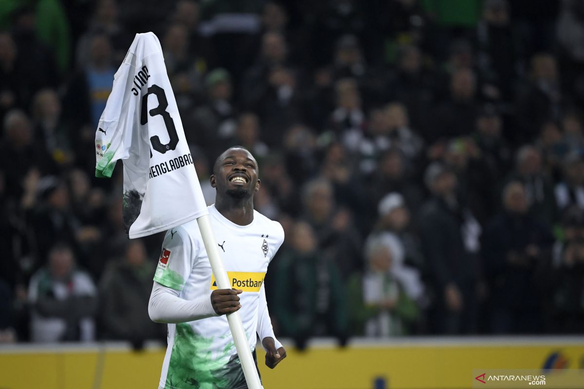 Liga Jerman -- Borussia Moenchengladbach rebut kembali pucuk klasemen