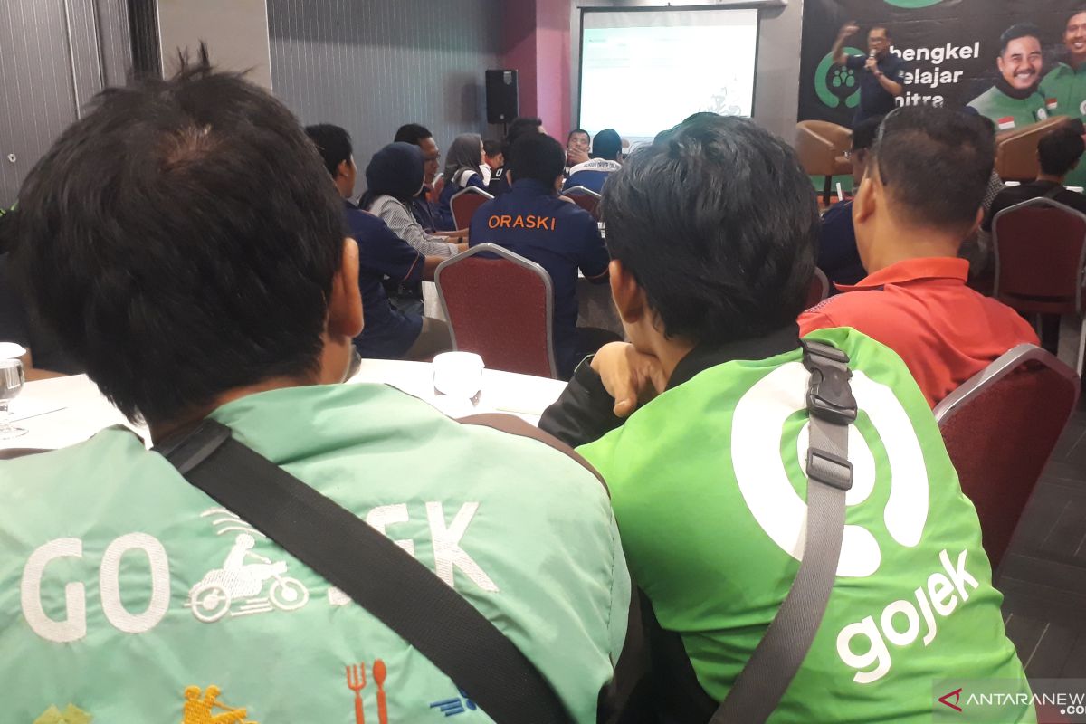 Gojek beri pelatihan kelas dunia bagi mitra dalam pelayanan prima untuk konsumen