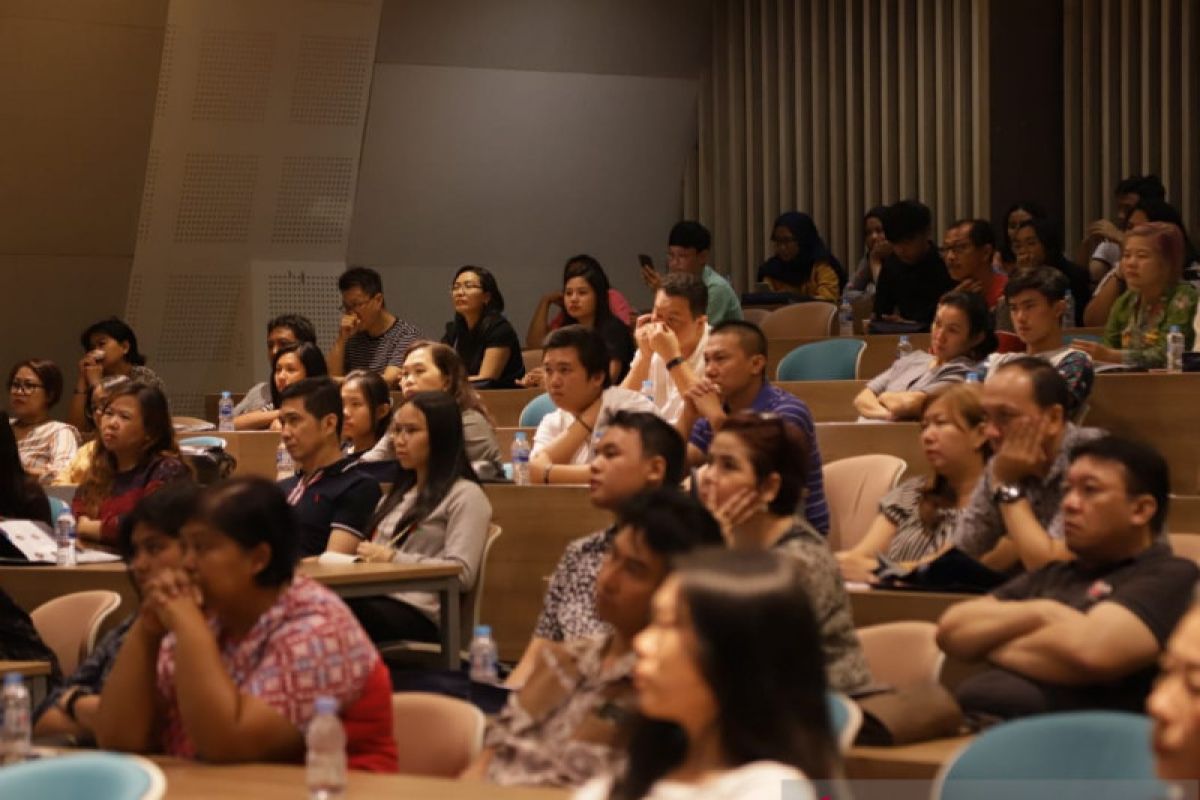 Universitas Prasetiya Mulya selenggarakan program "Parent Talk"