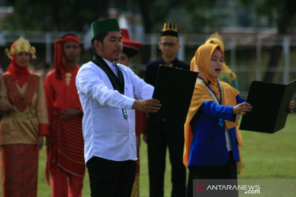 Wali Kota Padangsidimpuan ingatkan pemuda bangun kesatuan dan persatuan bangsa