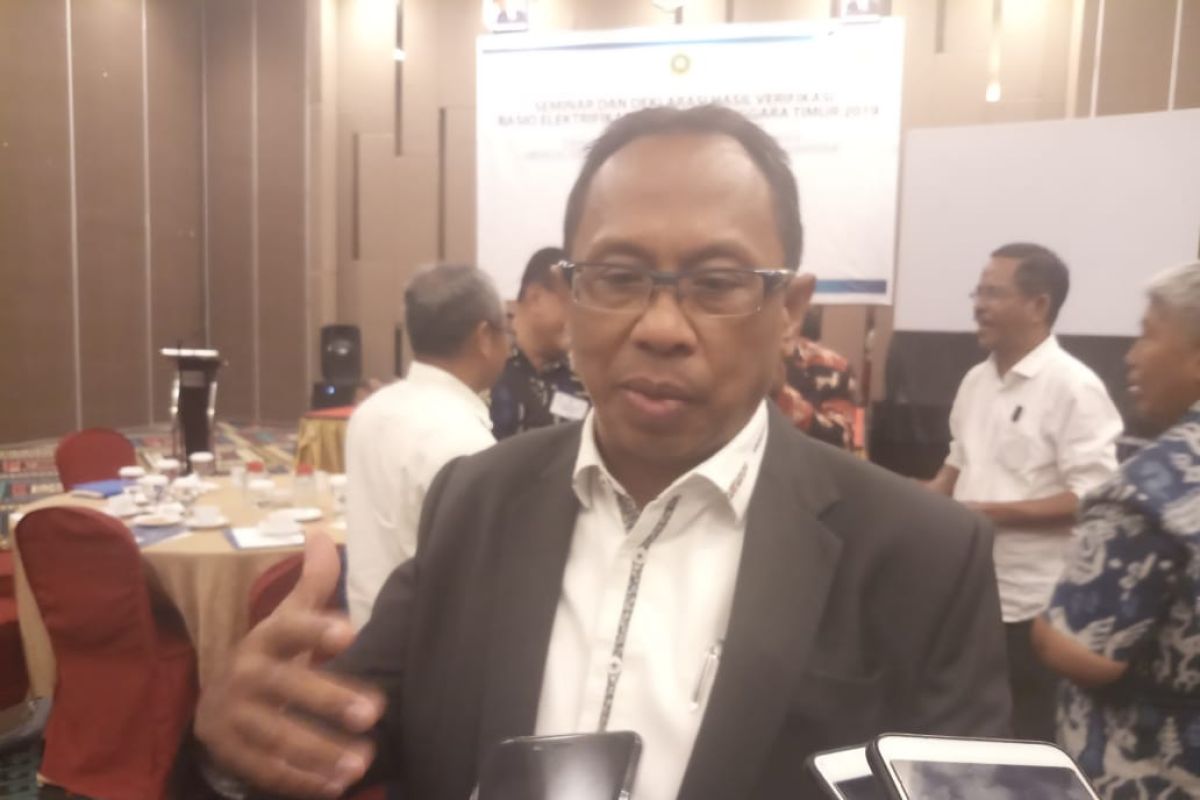 Rasio elektrifikasi tiga kabupaten di NTT perlu digenjot