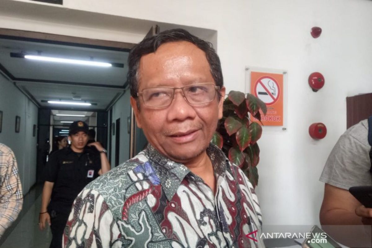 Mahfud MD pamit dari jabatan penasihat Sultan Hamengku Buwono X