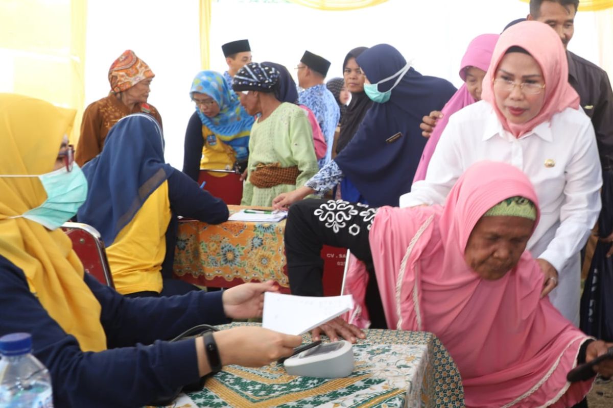 Pemkab Serang berkolaborasi dengan BUMD-BUMN gelar baksos