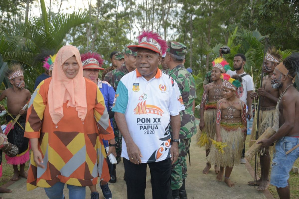 Bupati Jayapura mengapresiasi pelaksanaan Festival Cycloop 2019