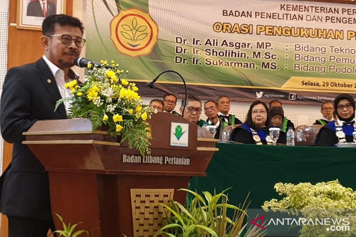 Tiga profesor ristek lingkungan Kementan dikukuhkan SYL