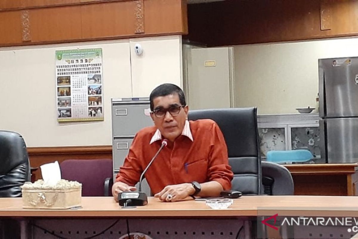 Sindir keberangkatan pejabat Pekanbaru ke Mesir, Legislator: Masyarakat sedang sulit