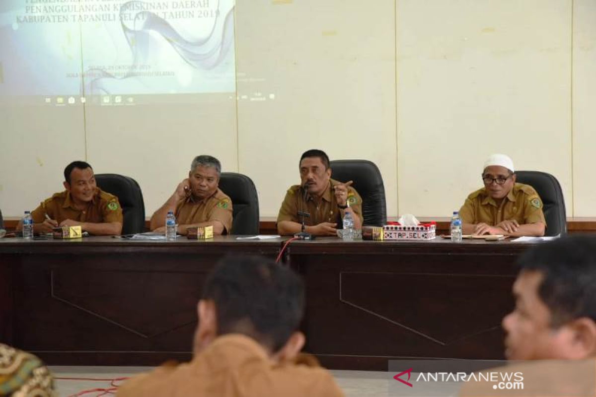 TKPKD Tapanuli Selatan rakor penanggulangan kemiskinan