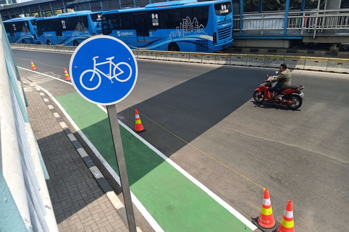 Jalur sepeda Jakarta belum ramah bagi pengguna