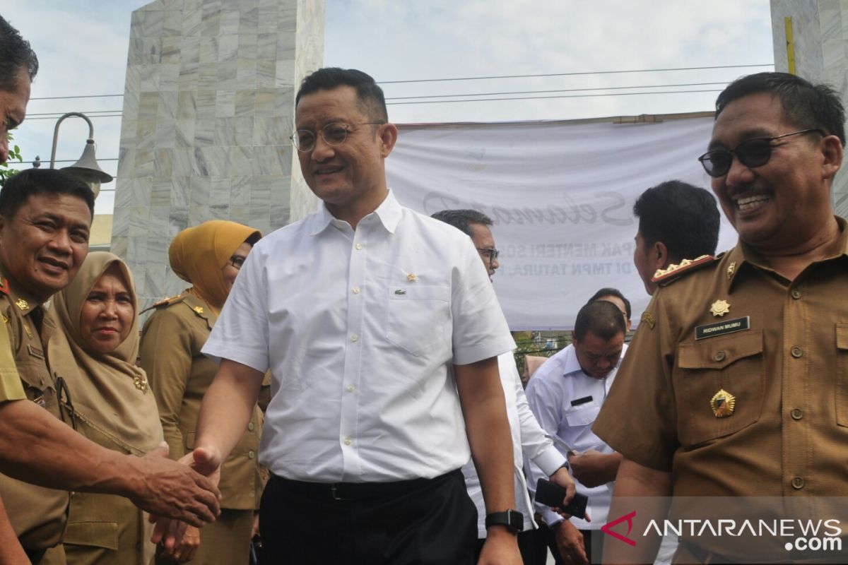 Menteri Sosial tinjau proses pemulihan pascabencana di Palu