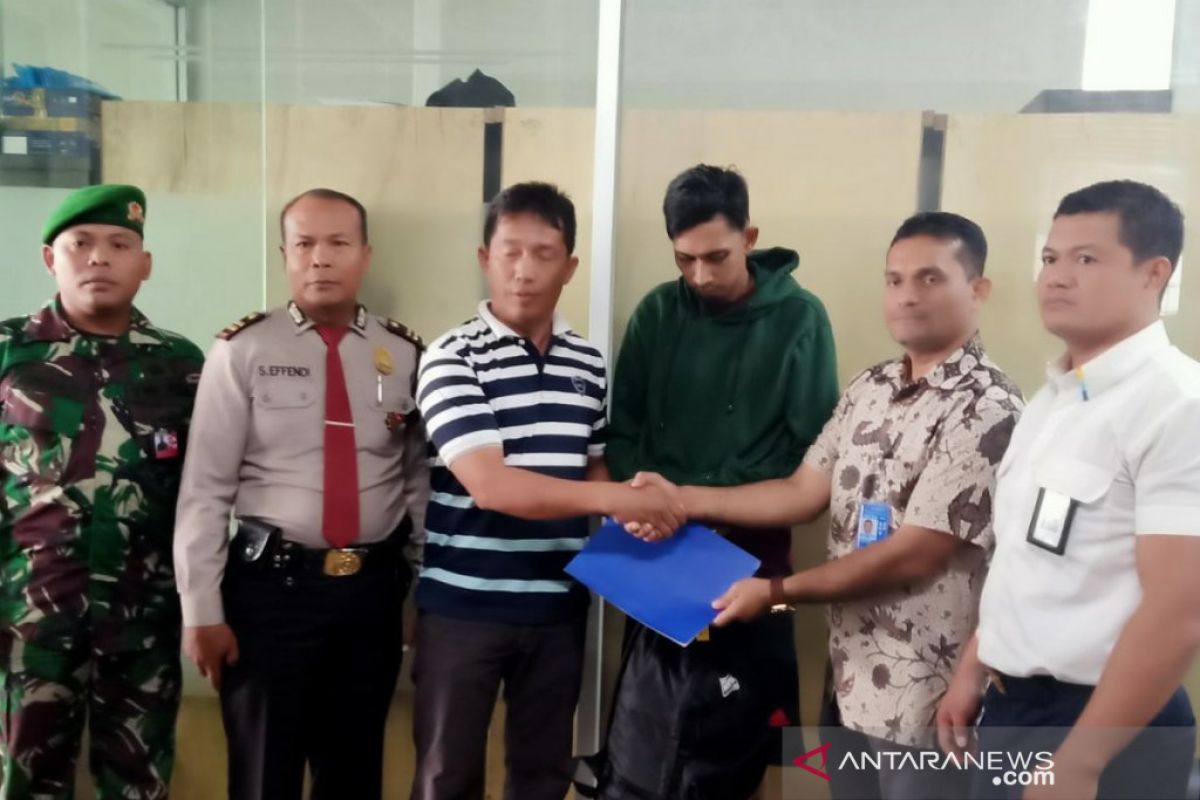 Petugas Avsec Bandara amankan 1.800 pil ektasi dari calon penumpang Lion Air tujuan Jakarta