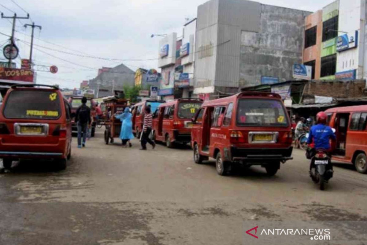 Tarif angkot di Bekasi Rp15.000