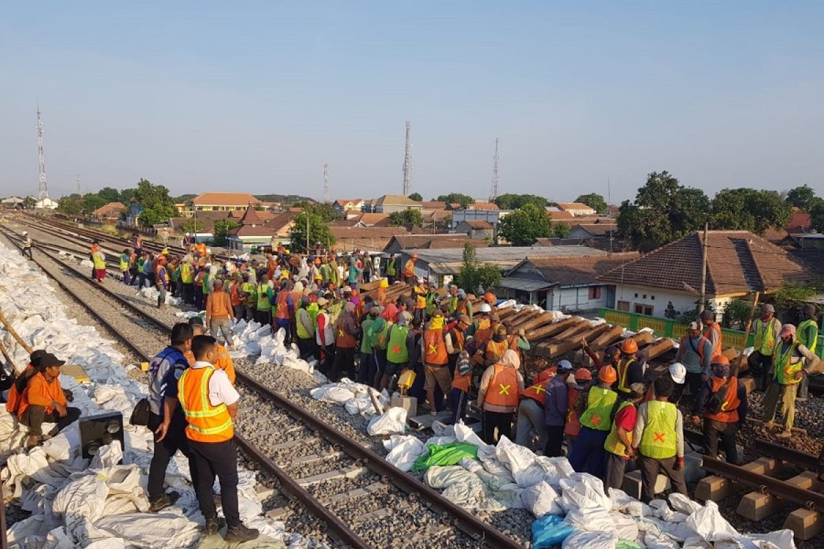 Perjalanan kereta api di Daop 7 terdampak perbaikan jalur ganda