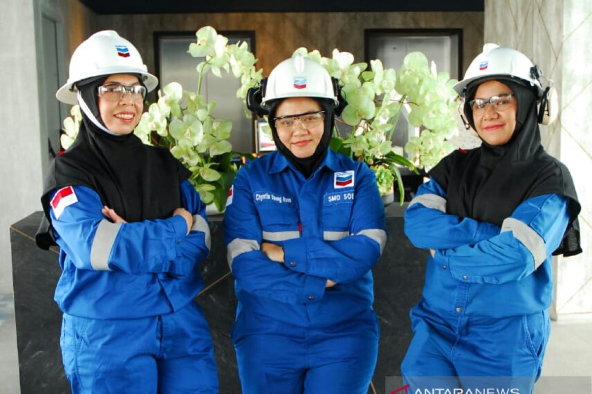 Chevron luncurkan hijab khusus lindungi bagi pegawai perempuan