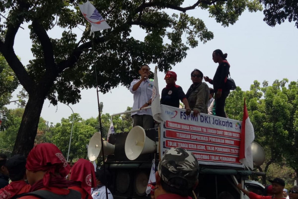 Tolak UMP naik 8,51 persen, buruh ancam demo di Kemnaker