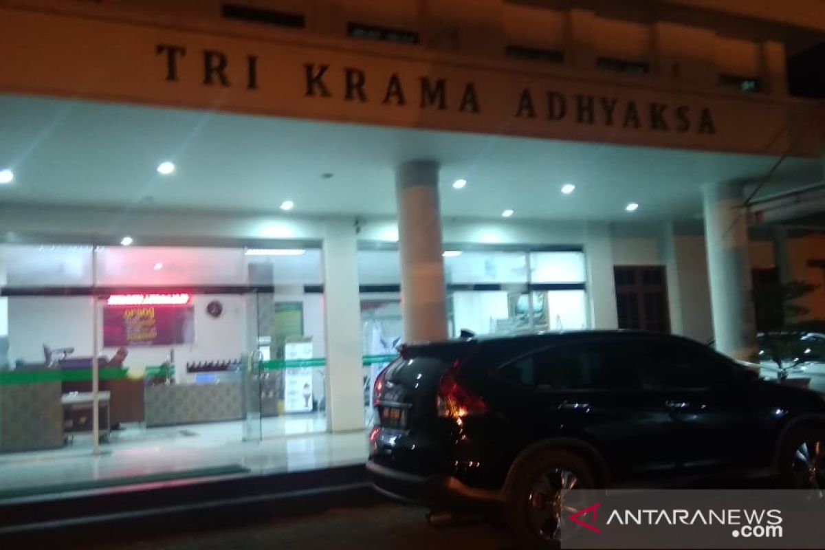 Sejumlah pejabat Pemkot Medan diperiksa KPK  di Kejati Sumut hingga malam