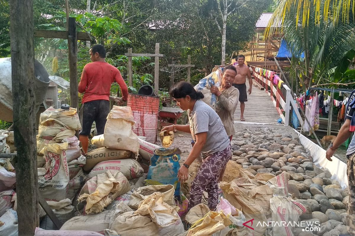 DPMK Mahulu monitor hasil pembangunan kampung