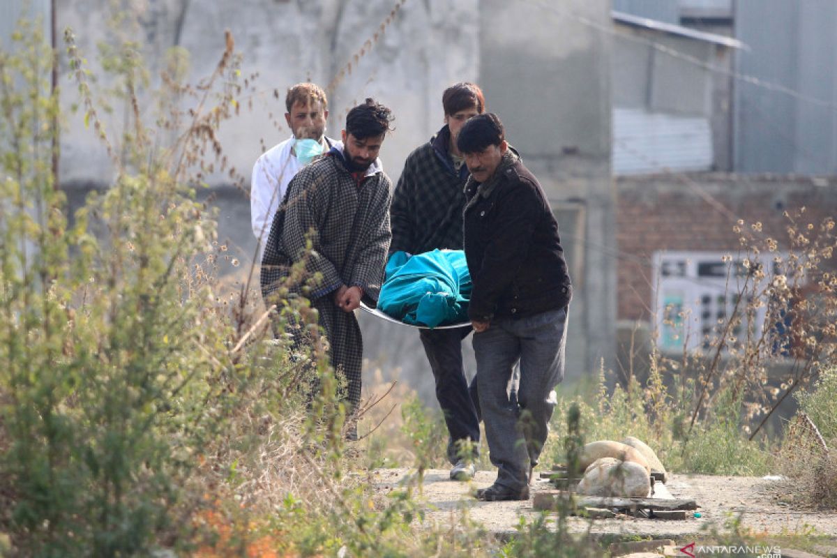 Granat meledak di Kashmir sebabkan satu tewas, 14 luka-luka