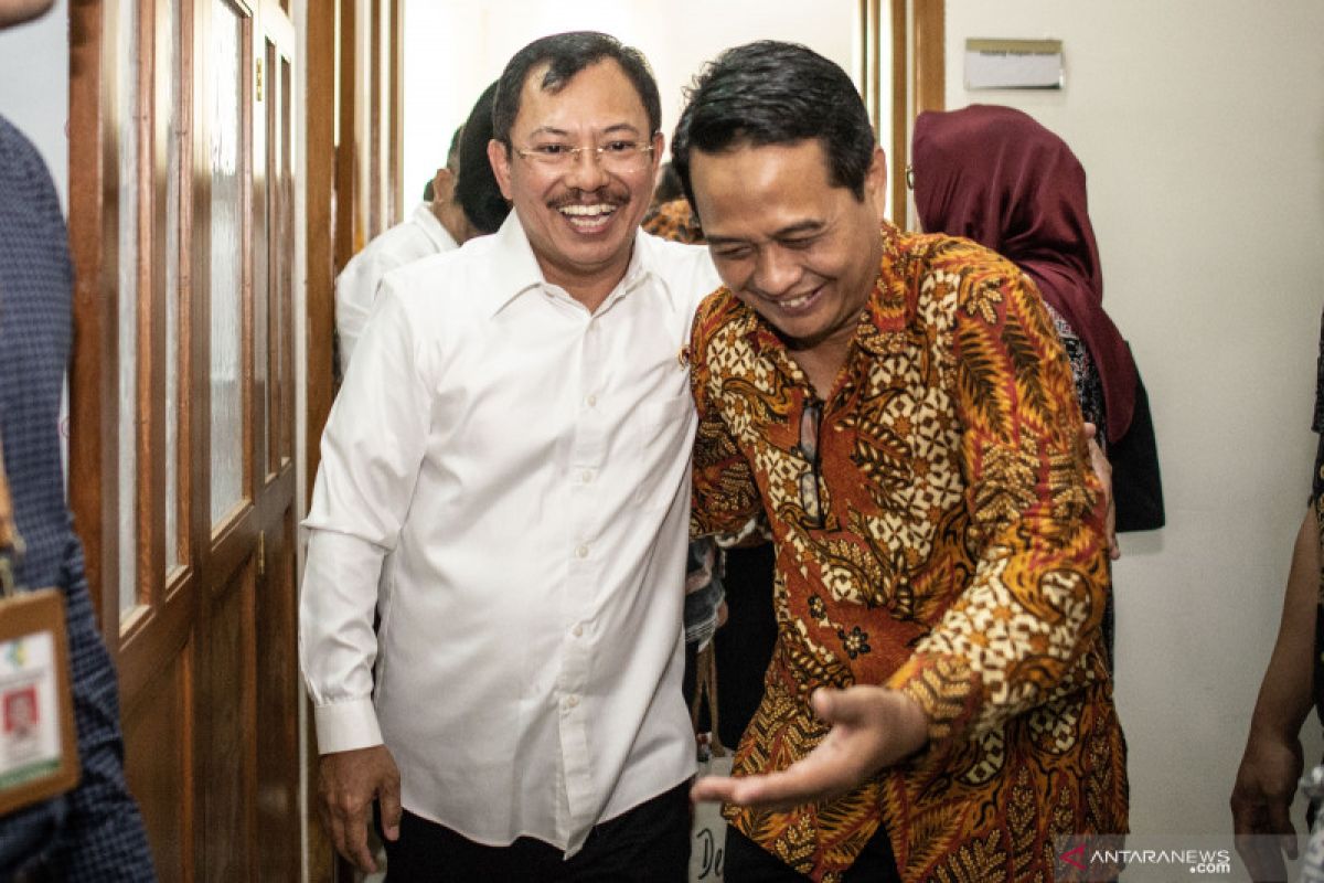 Menteri Kesehatan Terawan dua kali "selamatkan" wartawan saat liputan