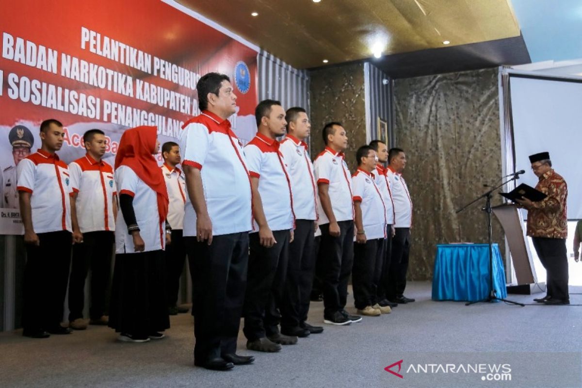 Bupati Aceh Barat instruksikan pengurus BNN kabupaten harus jalani tes urine