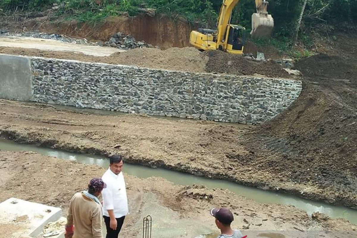 Bupati Dharmasraya giat bangun embung, antisipasi krisis air