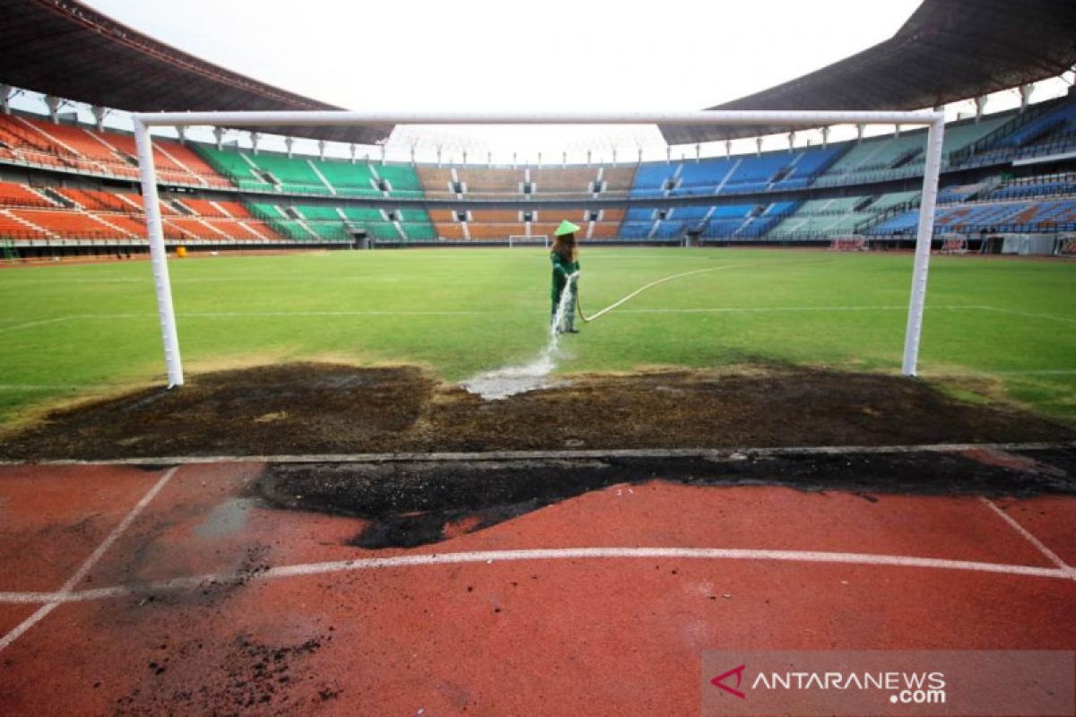 Pengelola klaim perbaikan kerusakan Stadion GBT Surabaya segera selesai