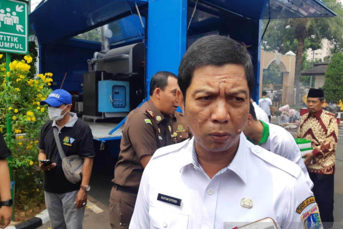 Wali Kota Jakbar minta anggotanya awasi ketat usulan anggaran