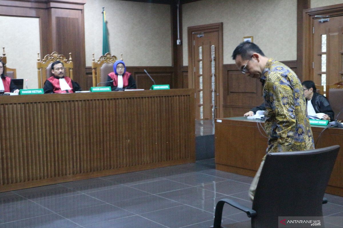 Wawan didakwa lakukan pencucian uang lebih dari Rp500 miliar