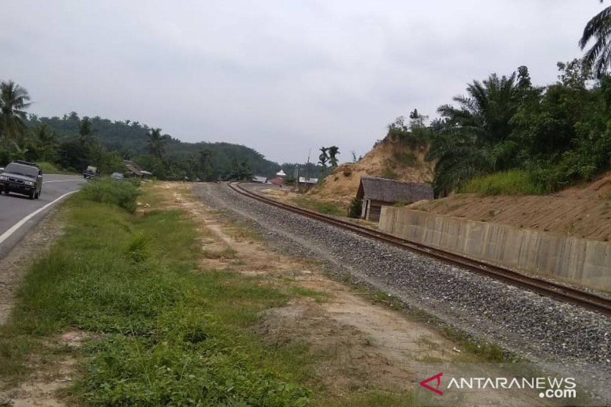 Pekerja Kebut Bangun Jalur Kereta Api di Aceh Tamiang Sepanjang 5,8 Km