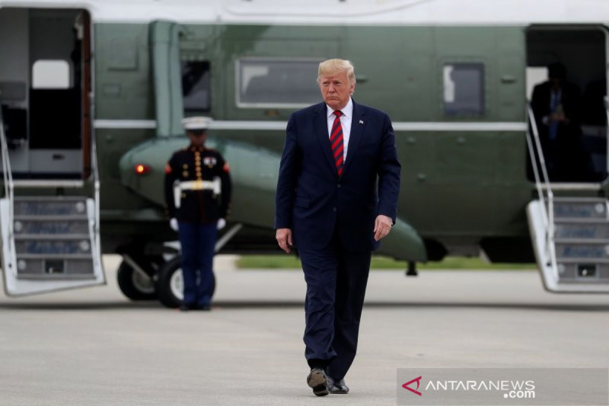 Diplomat AS beritahu panel pemakzulan ia didesak mencuit dukung Trump
