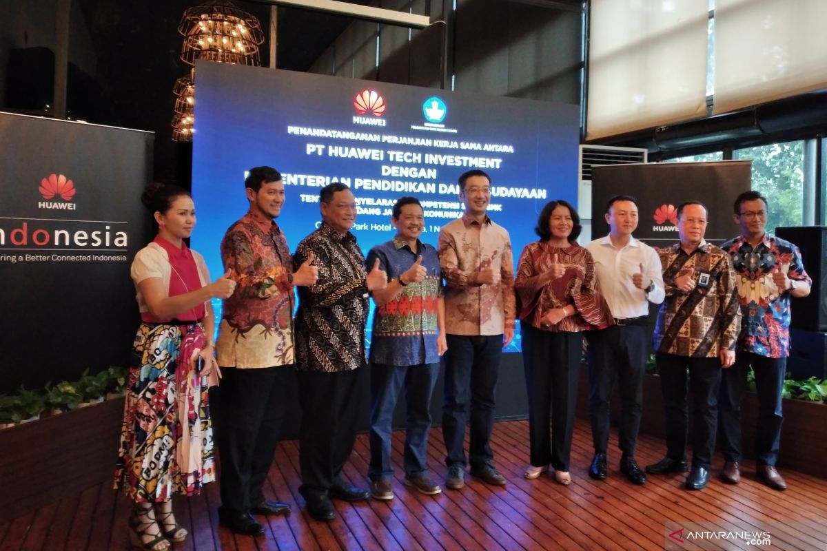 Huawei berangkatkan mahasiswa Indonesia ke China