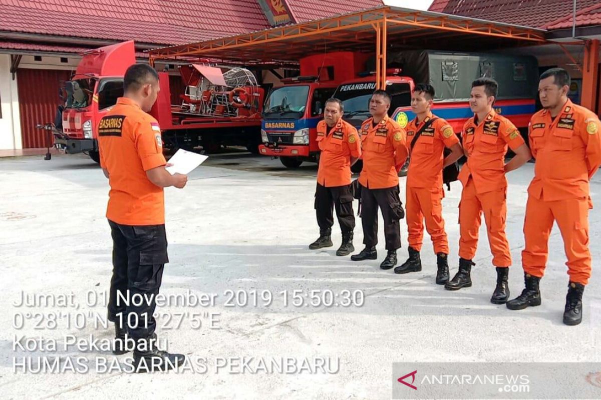 Basarnas cari juru masak Tugboat yang tenggelam di Sungai Siak Riau