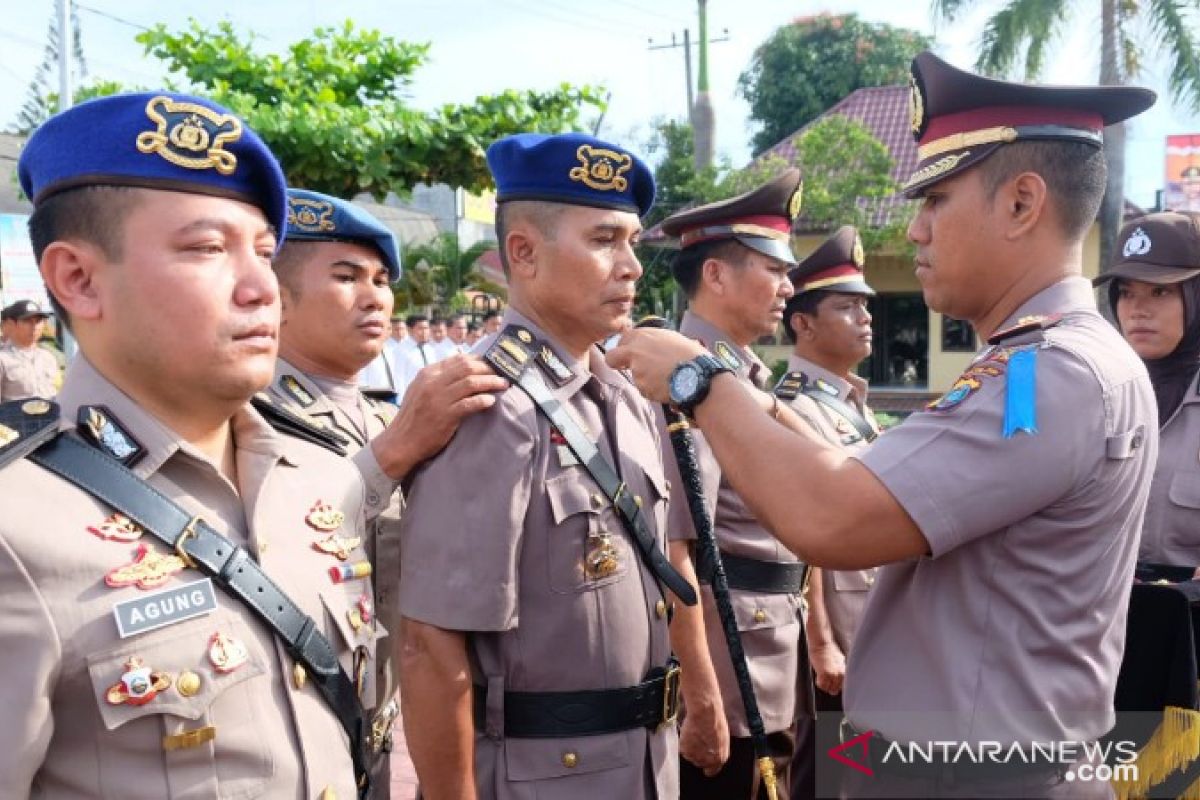 Kapolres Tanjungbalai pimpin upacara sertijab empat PJU