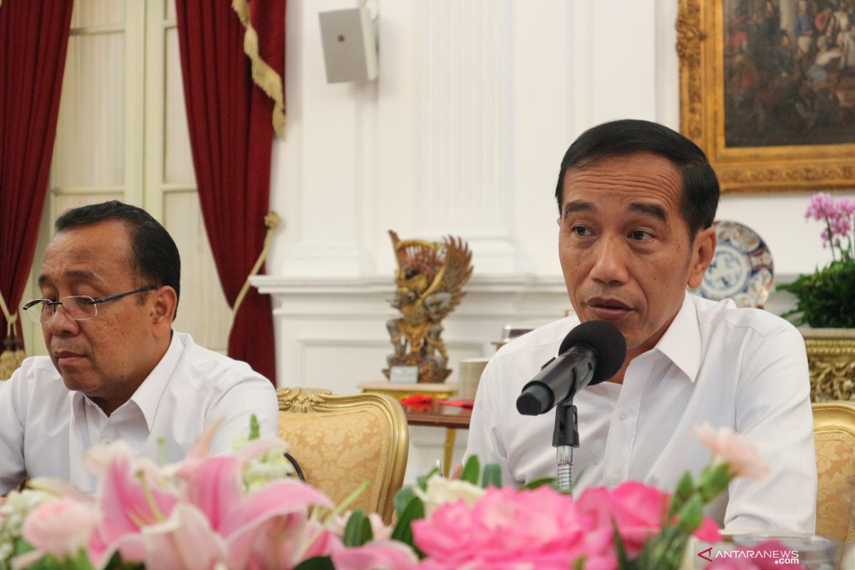 Jokowi tanggapi rencana pengaturan cadar dan celana cingkrang