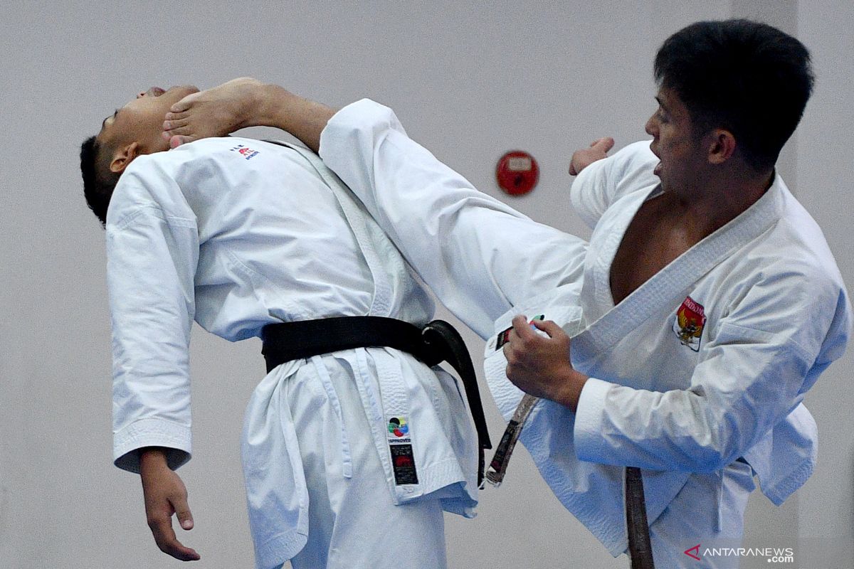 Karate sumbang dua emas untuk Indonesia
