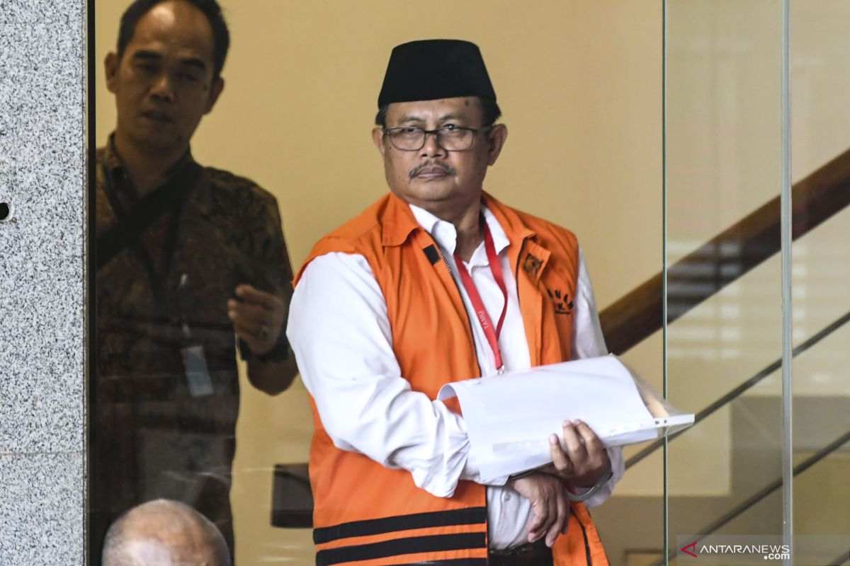 KPK panggil 10 saksi untuk tersangka Bupati Indramayu nonaktif