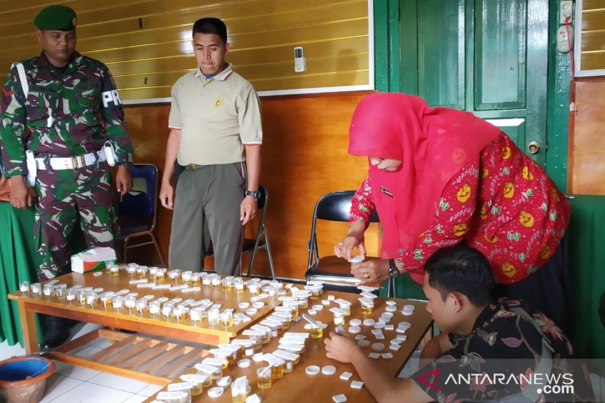 Puluhan anggota Kodim 0409/Rejang Lebong jalani tes narkoba