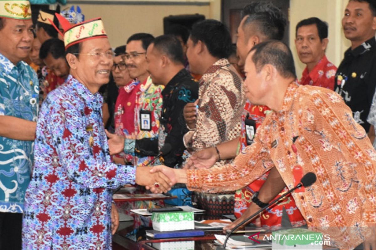 Seluruh jajaran Pemkab Kapuas diharapkan mampu berinovasi dalam memberikan pelayanan