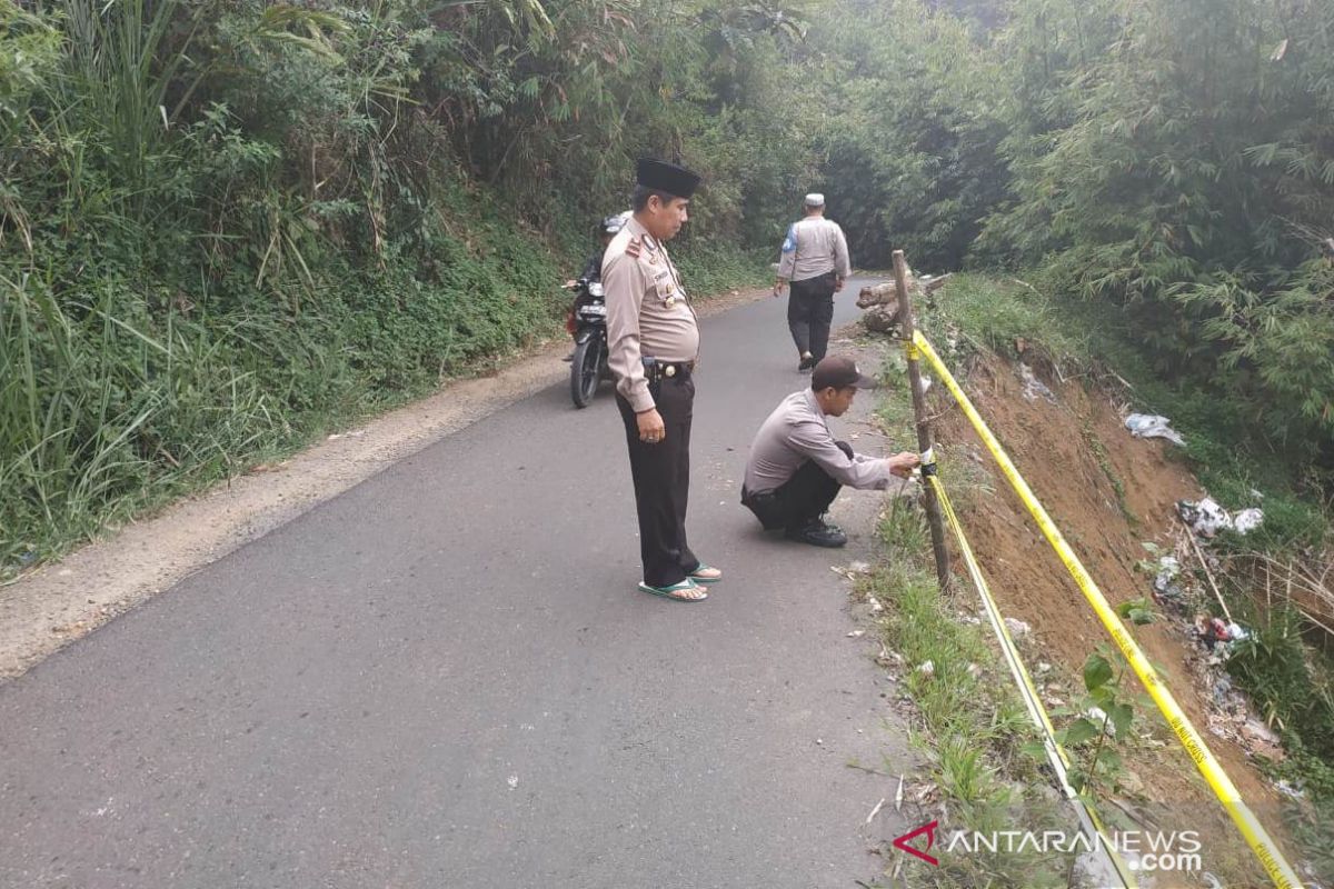 Rejang Lebong minta bantuan pusat untuk perbaiki jalan longsor