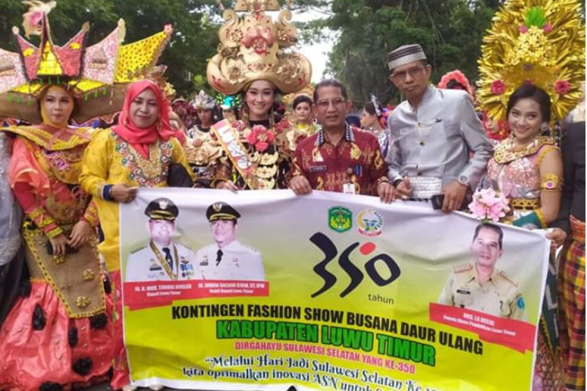 Lutim tampilkan aneka pakaian adat pada Karnaval Budaya Expo Sulsel