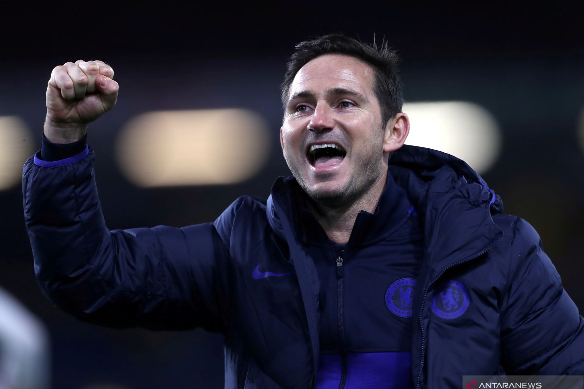 Frank Lampard senang dengan persaingan Batshuayi, Giroud dan Abraham