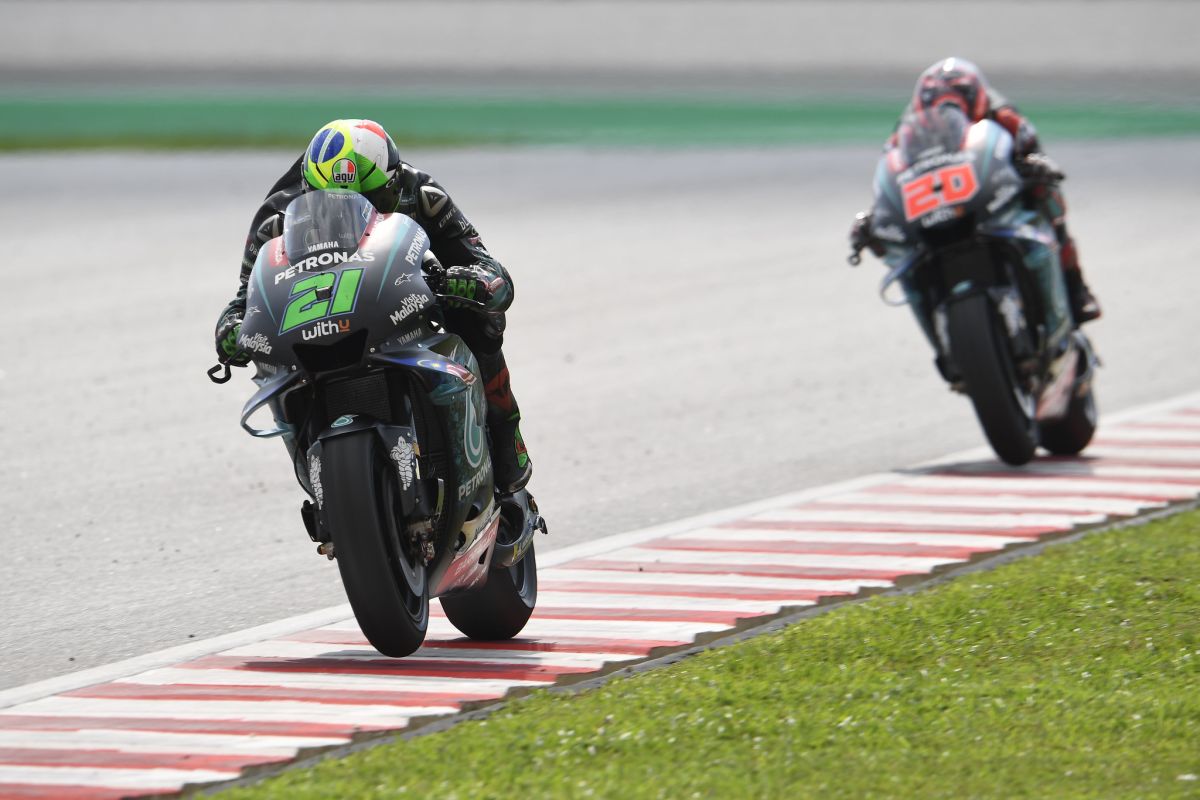 Duo Petronas Yamaha SRT  "melempem" di Sepang, ada apa?