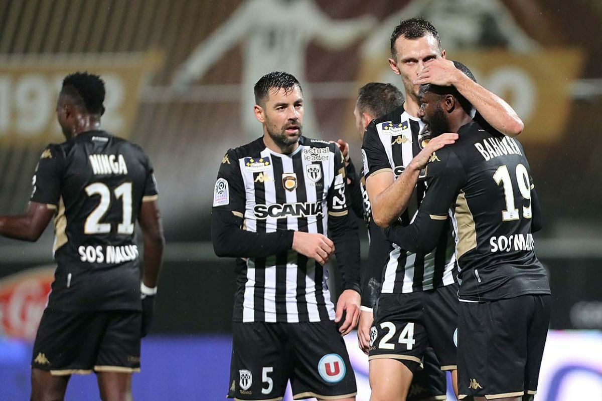 Liga Prancis, Angers menyodok ke posisi kedua saat Lille dan Brest kalah