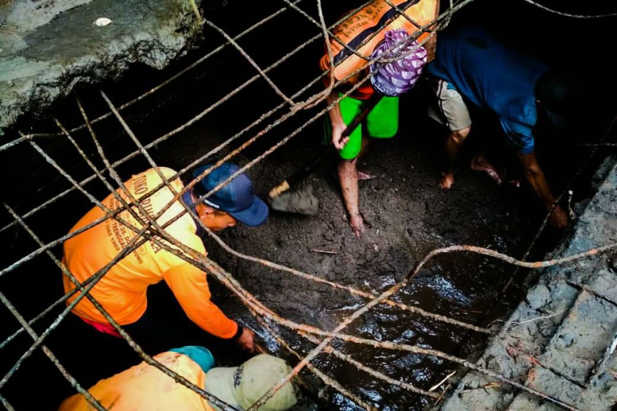 Tanah longsor di Trenggalek rusak sumber air dan jaringan pipa